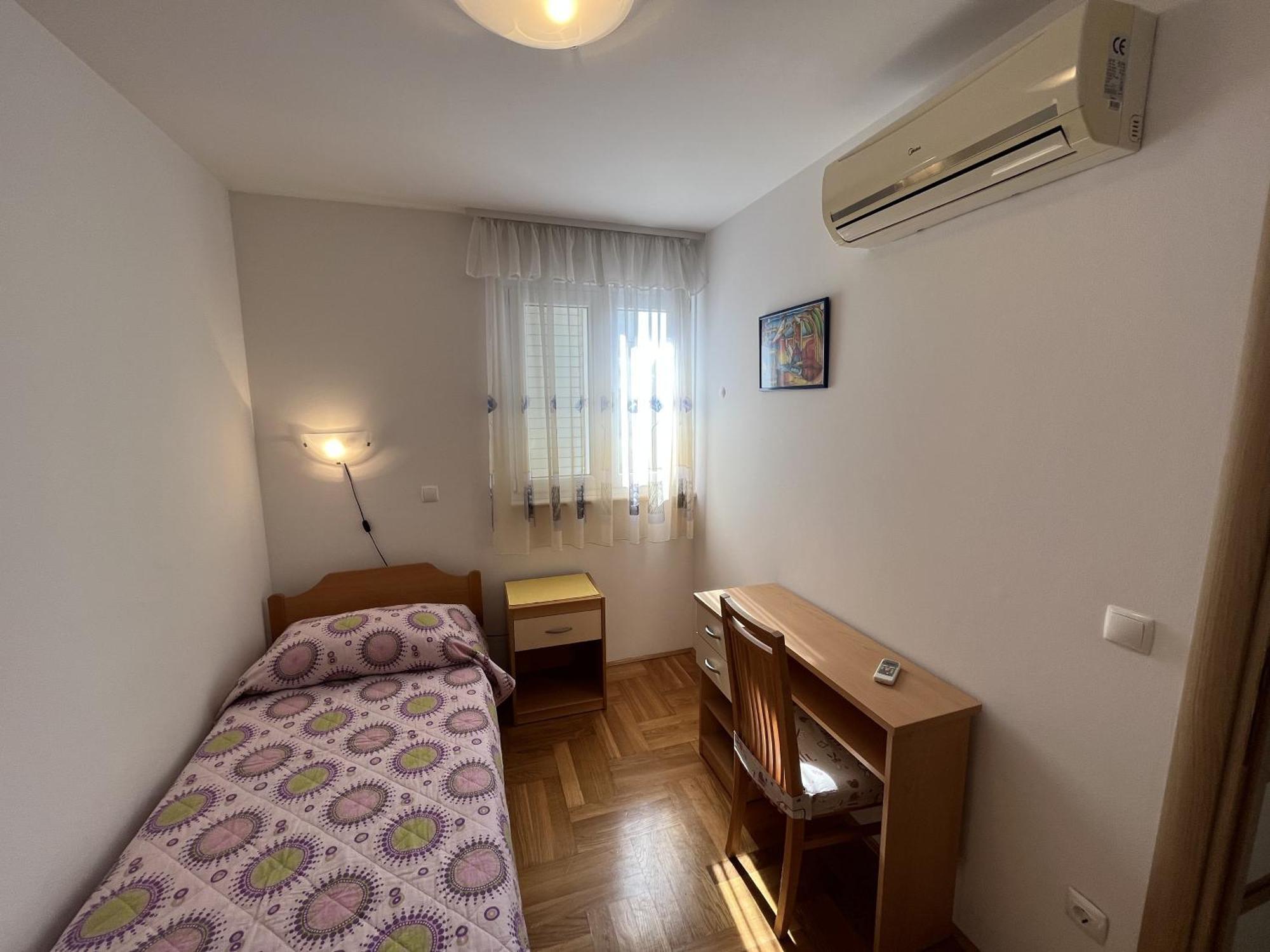 Diana Apartment *